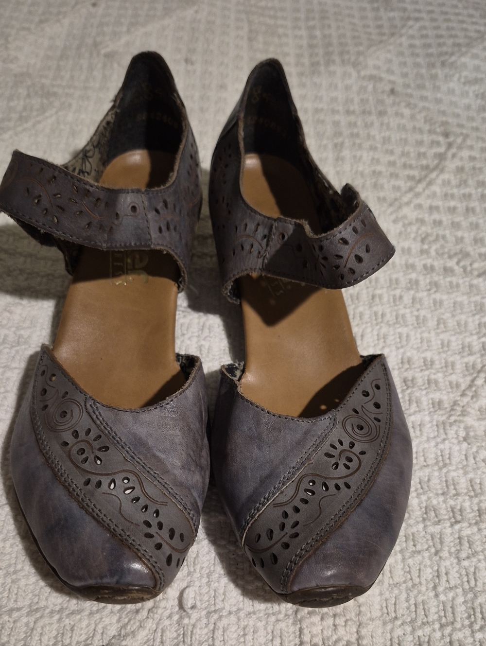 Rieker Antistress Mirjam Gray Leather Mary Jane Pumps Size 37 (US 6.5)